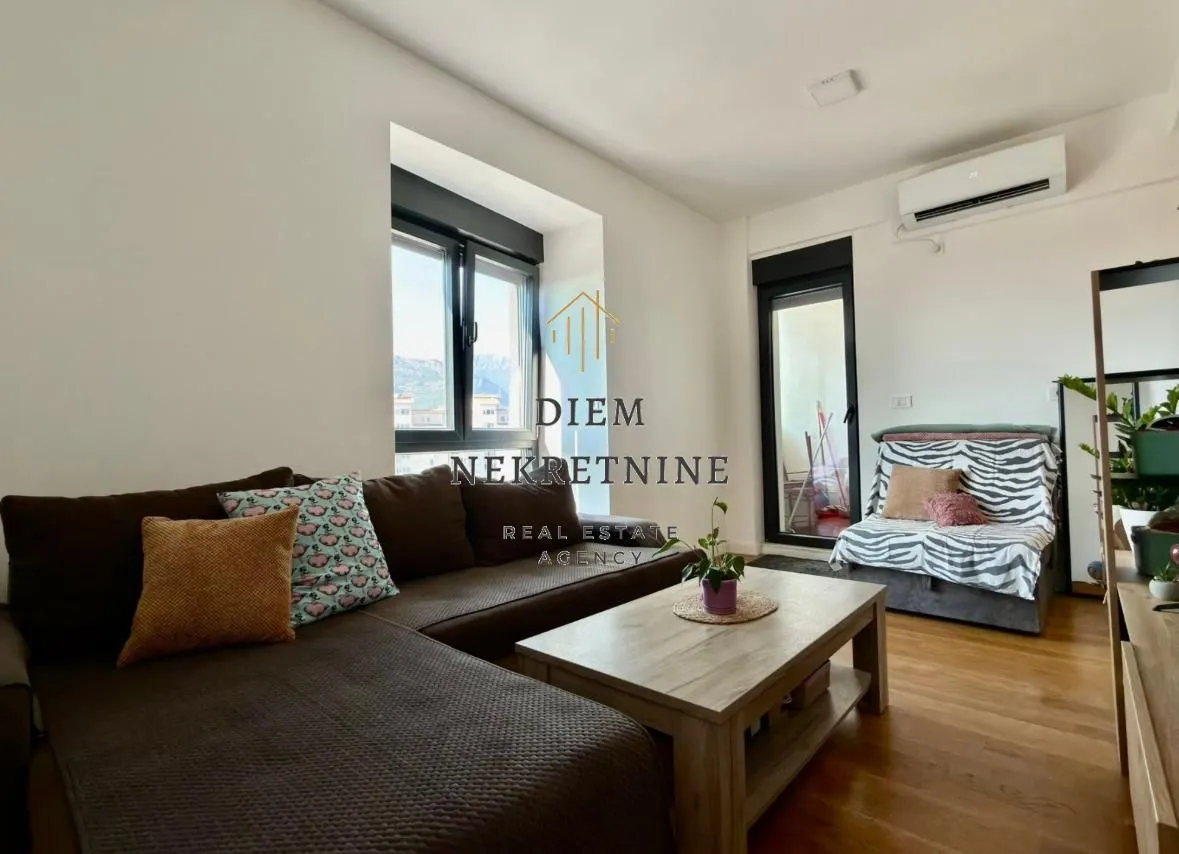 Sale, studio apartment, 27m², Centar, Bar