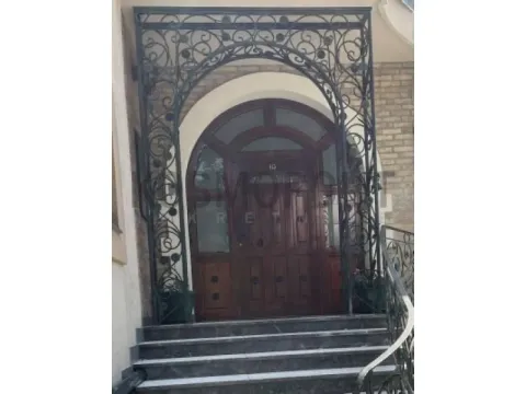 Sale, house, 365m², Miljakovac, Rakovica - image 12