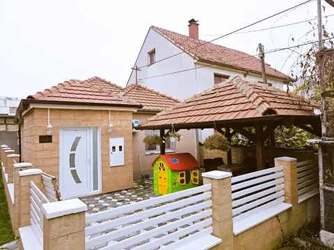 Sale, house, 61m², Zemun Sve Podlokacije, Beograd - image 4