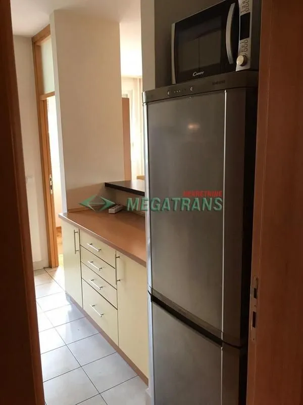Izdavanje, trosoban stan, 97m², Novi Beograd Blok 29, Novi Beograd Sve Podlokacije