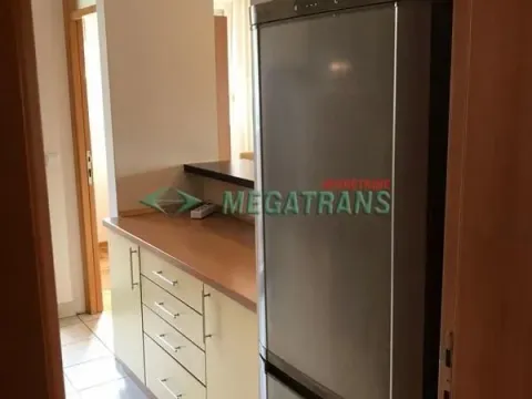 Izdavanje, trosoban stan, 97m², Novi Beograd Blok 29, Novi Beograd Sve Podlokacije - image 13