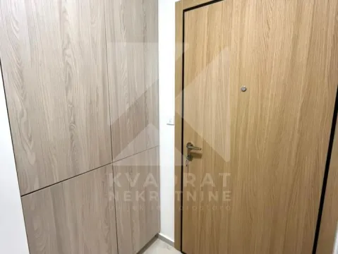 Izdavanje, dvosoban stan, 69m², City Kvart, Podgorica - image 11