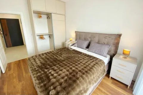 Rent, one bedroom apartment, 54m², Ulcinj, Crna Gora - image 9