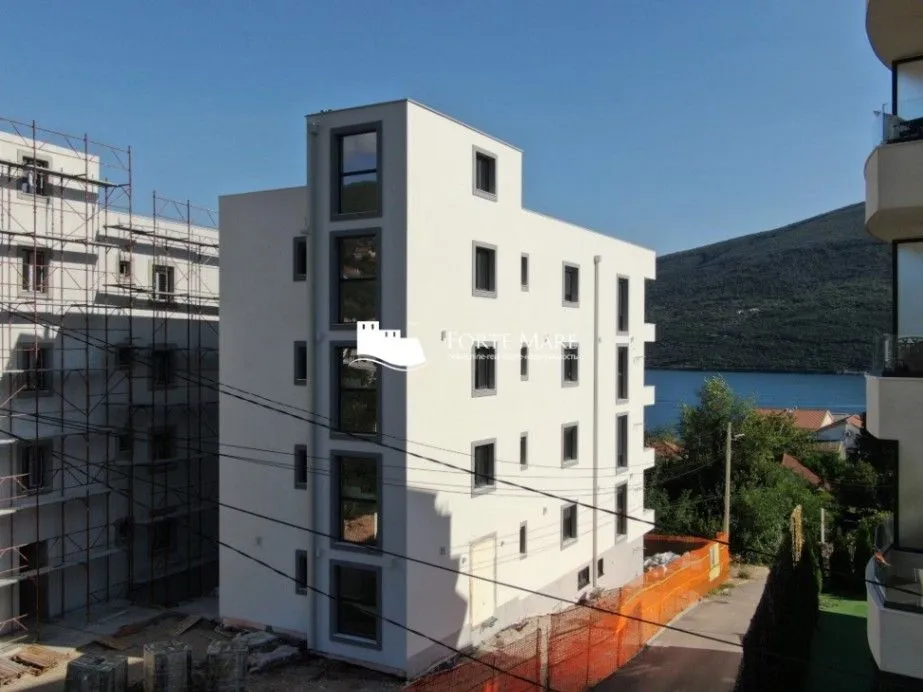 Prodaja, jednosoban stan, 47m², Đenovići, Herceg Novi