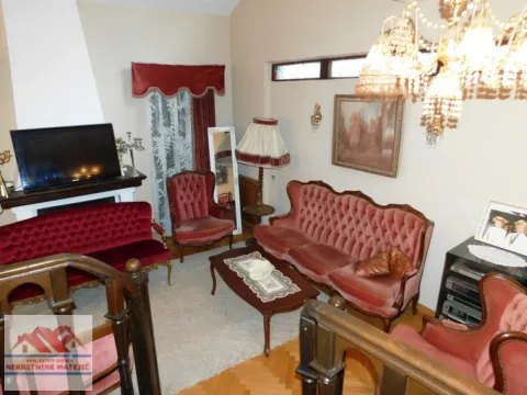 Sale, house, 300m², Kragujevac, Srbija - image 21