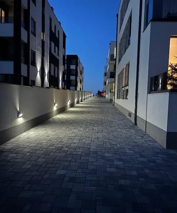 Izdavanje, dvosoban stan, 66m², Zemun Gornji Grad, Zemun Sve Podlokacije