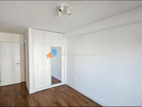 Rent, three bedroom apartment, 72m², Karaburma, Palilula Sve Podlokacije - image 9