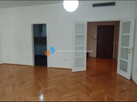 Rent, three bedroom apartment, 110m², Vračar Hram, Vračar Sve Podlokacije - image 4