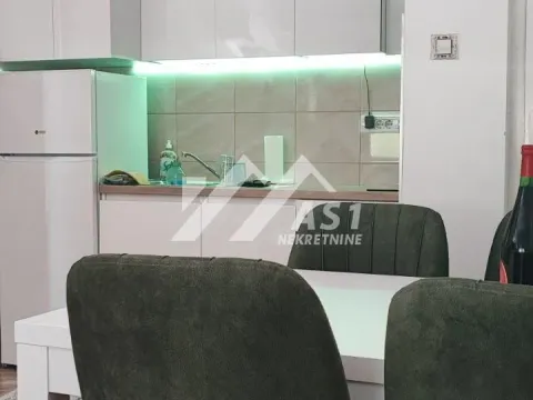 Izdavanje, jednosoban stan, 37m², Salajka, Novi Sad Sve Podlokacije - image 3