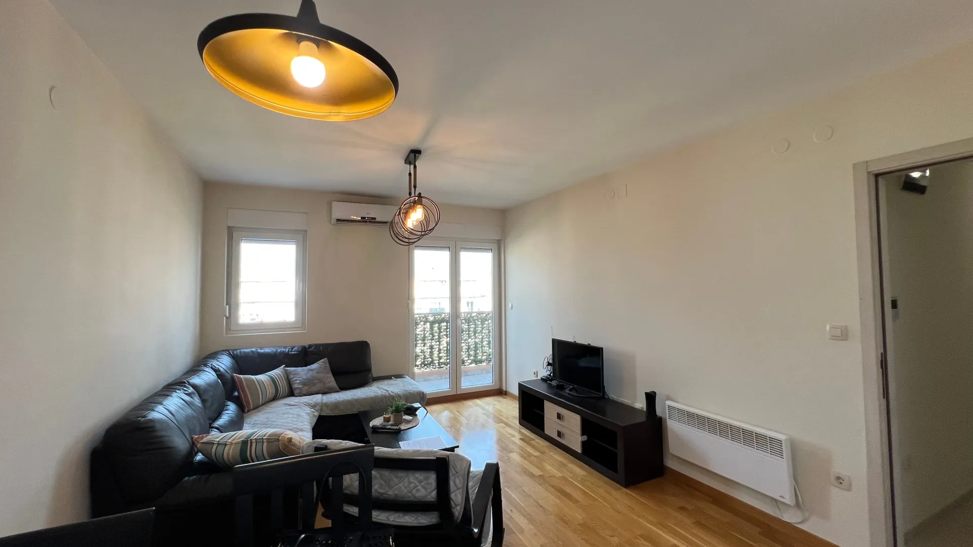 Rent, two bedroom apartment, 64m², Stari Aerodrom, Podgorica