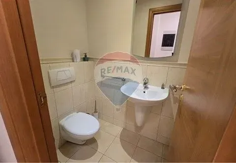 Sale, four bedroom apartment, 200m², Gorica C, Podgorica - image 21