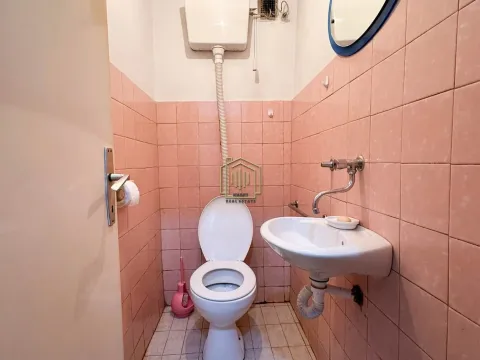 Sale, two bedroom apartment, 75m², Pobrežje, Podgorica - image 9