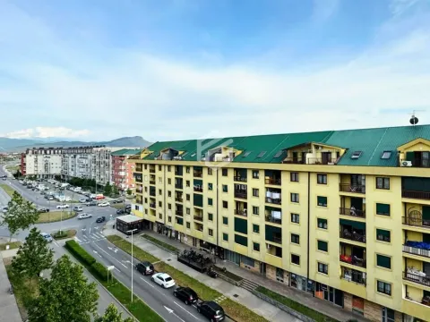 Izdavanje, jednosoban stan, 55m², Stari Aerodrom, Podgorica - image 12