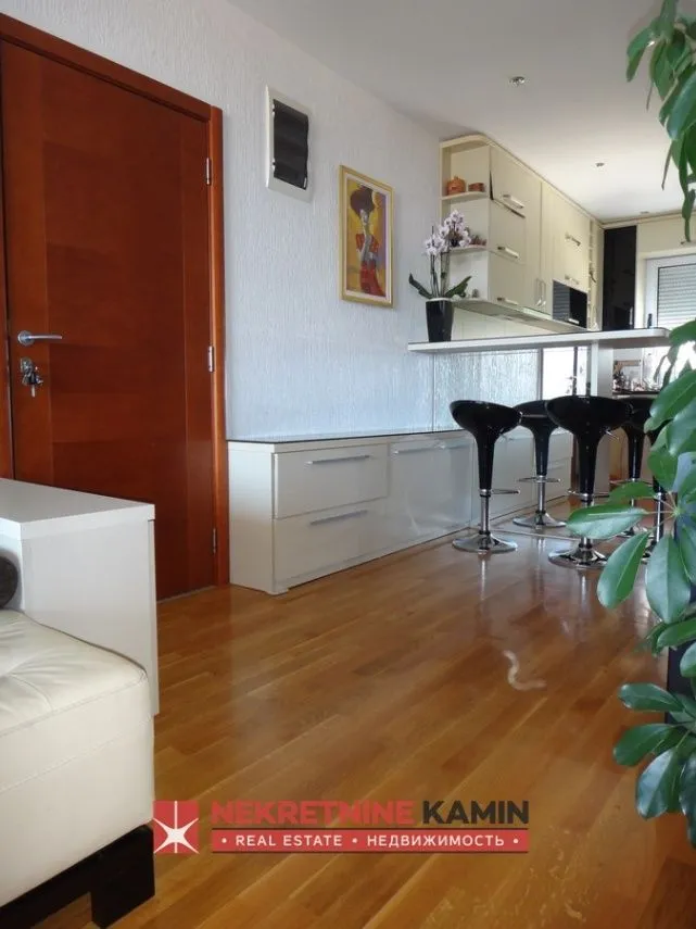 Sale, three bedroom apartment, 95m², Lazi, Budva