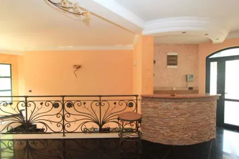 Prodaja, kuća, 560m², Petrovac, Budva - image 22