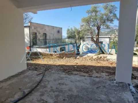 Prodaja, kuća, 174m², Bar, Crna Gora - image 9