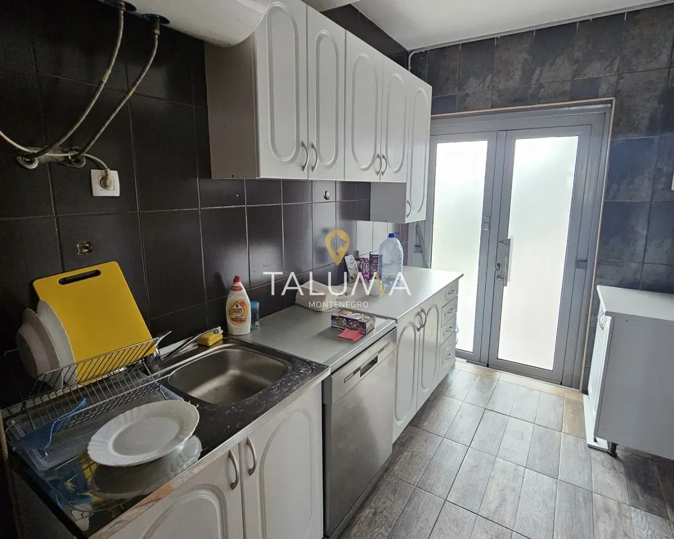 Rent, office space, 184m², City Kvart, Podgorica