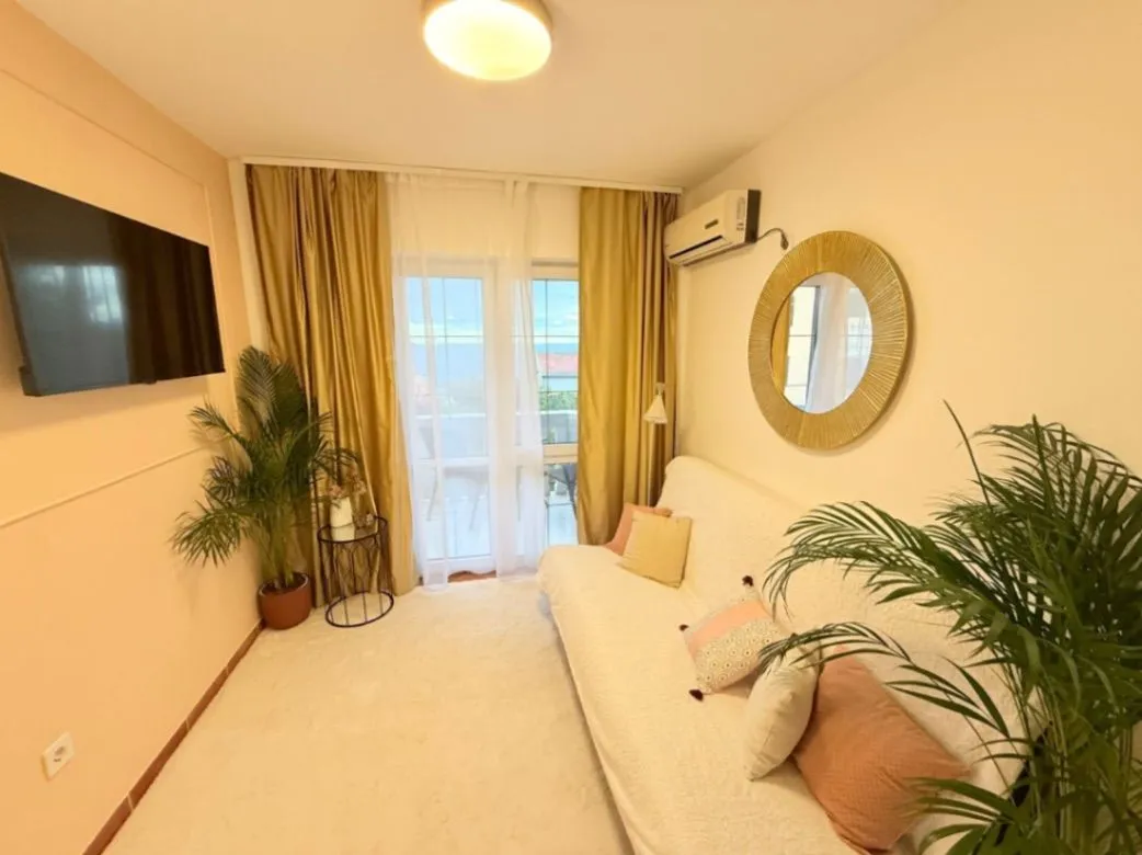 Sale, one bedroom apartment, 37m², Petrovac, Budva