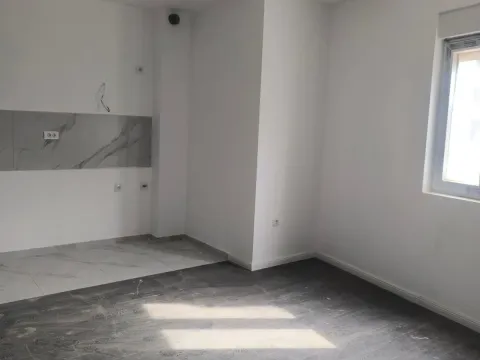 Prodaja, garsonjera, 29m², Zabjelo, Podgorica - image 2
