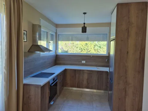 Rent, house, 157m², Tološi, Podgorica - image 4