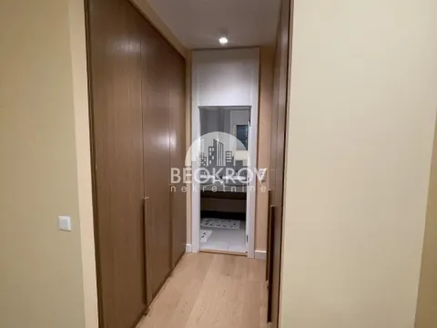 Izdavanje, trosoban stan, 90m², Savski Venac, Beograd - image 12