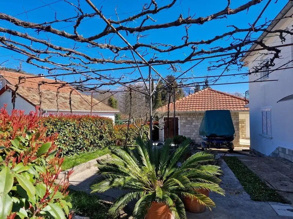 Prodaja, kuća, 150m², Tivat, Crna Gora