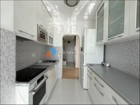 Izdavanje, četvorosoban stan, 100m², Banovo Brdo, Beograd - image 8