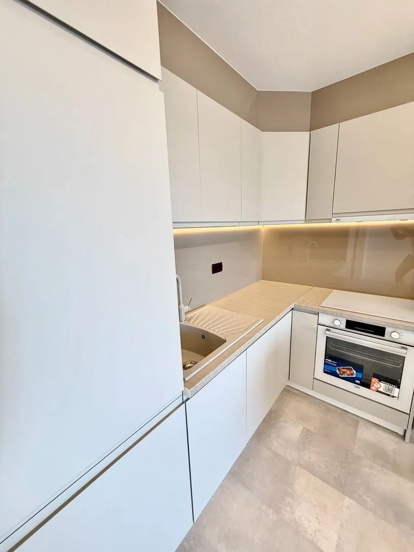 Prodaja, jednosoban stan, 45m², Sveti Stefan, Budva