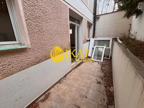 Prodaja, dvosoban stan, 70m², Banovo Brdo, Beograd - image 10