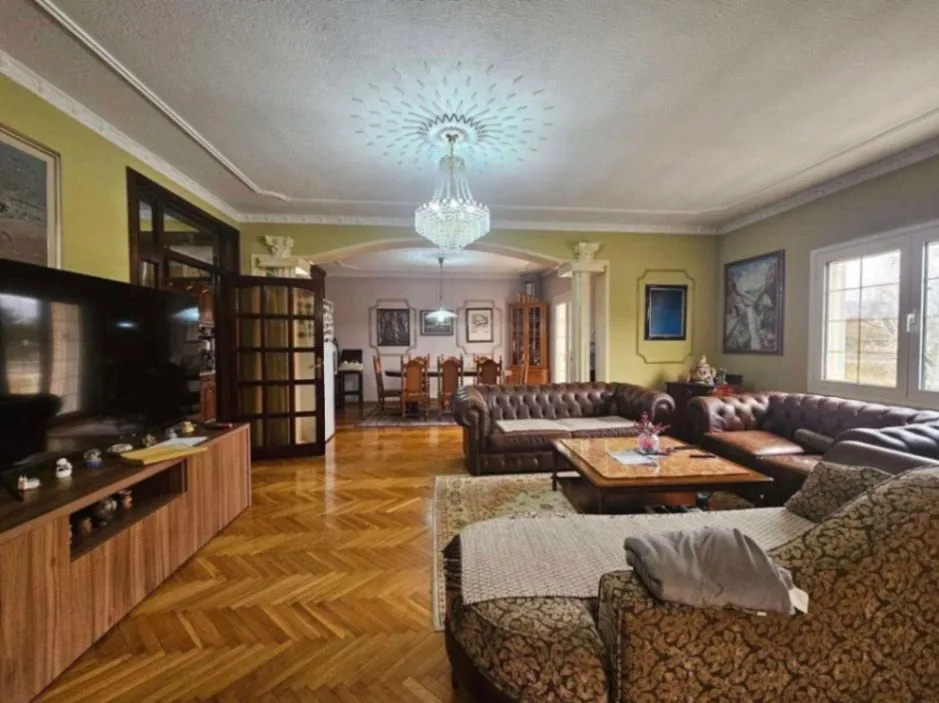 Prodaja, kuća, 778m², Zabjelo, Podgorica