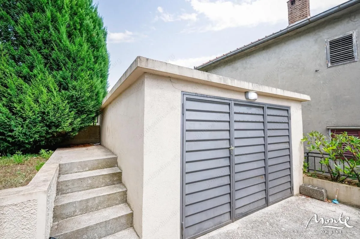 Prodaja, kuća, 200m², Bijela, Herceg Novi