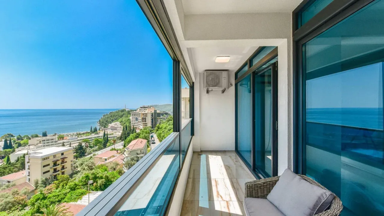 Sale, three bedroom apartment, 121m², Bečići, Budva