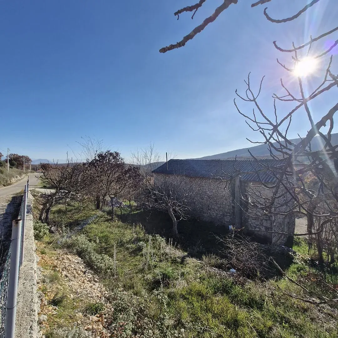 Prodaja, kuća, 90m², Velja Gorana, Bar
