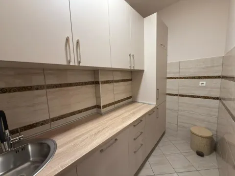 Prodaja, jednosoban stan, 50m², Centar, Podgorica - image 7