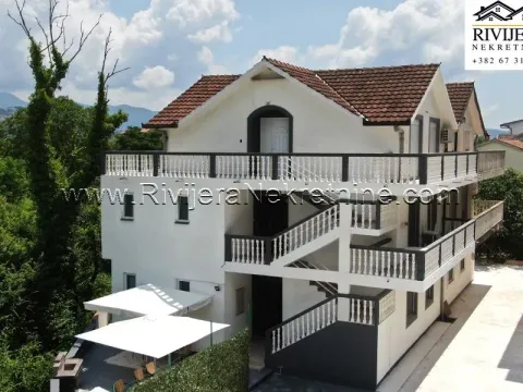 Prodaja, kuća, 181m², Igalo, Herceg Novi - image 1