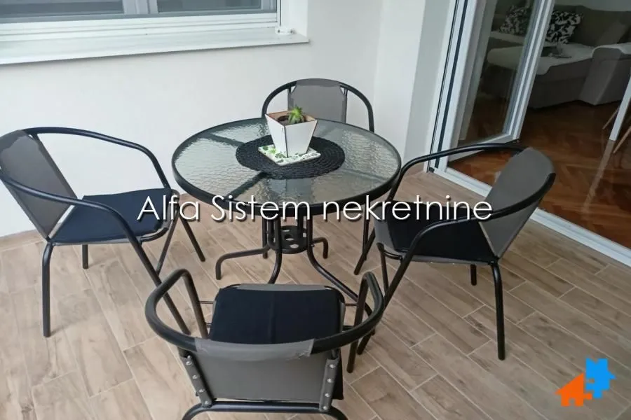 Izdavanje, dvosoban stan, 47m², Vračar Sve Podlokacije, Beograd