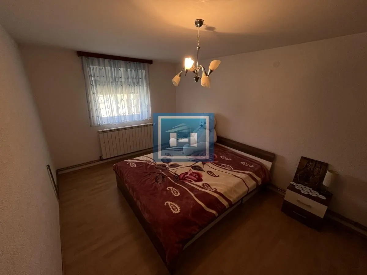 Prodaja, kuća, 271m², Šantarovac, Jagodina
