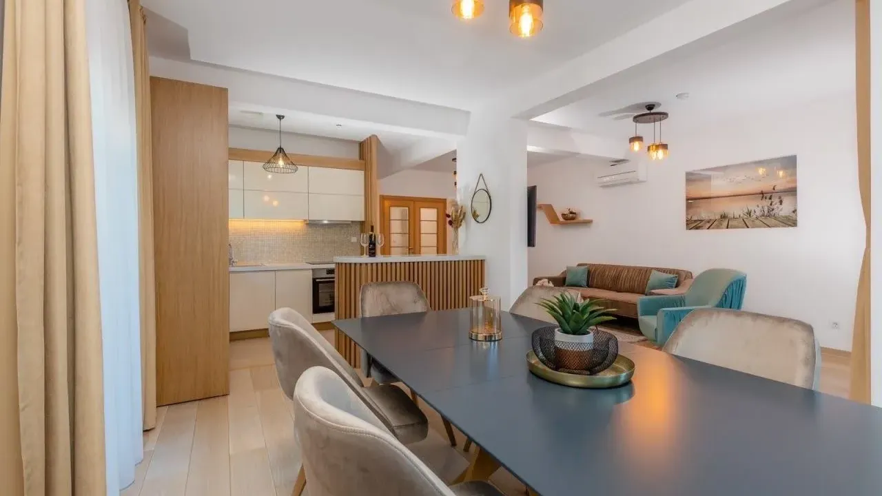 Sale, three bedroom apartment, 110m², Pržno, Budva