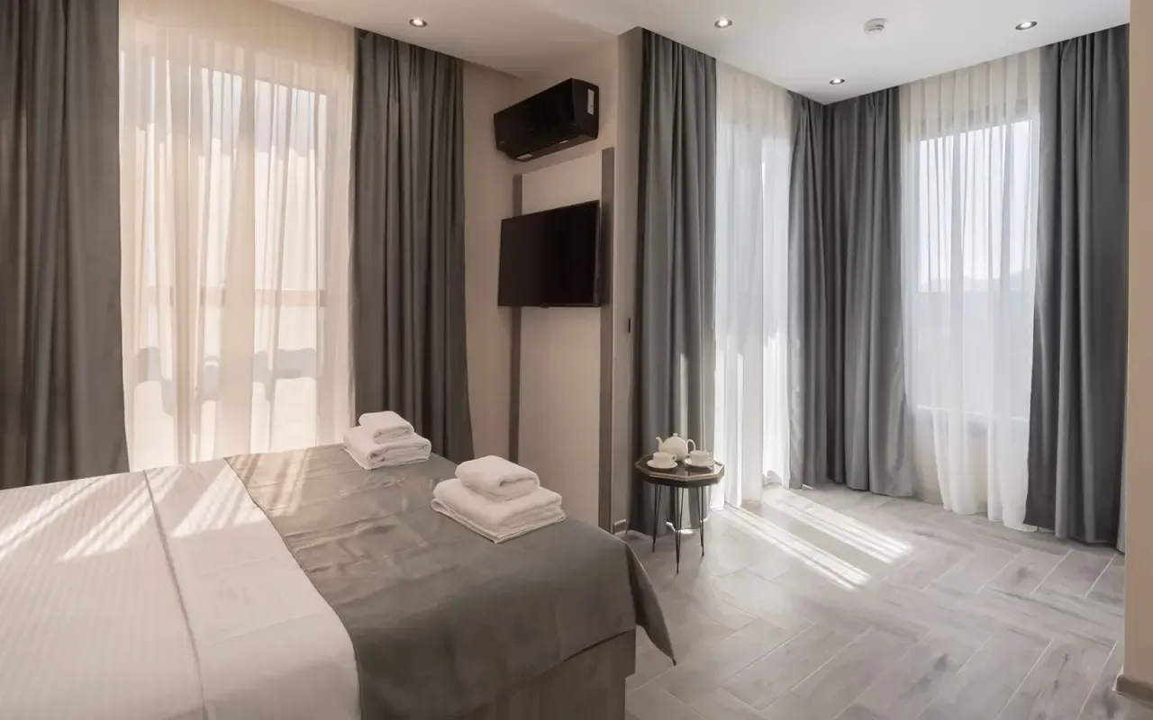Rent, one bedroom apartment, 35m², Dobra Voda, Budva