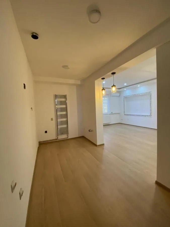 Prodaja, trosoban stan, 64m², Kikinda, Srbija