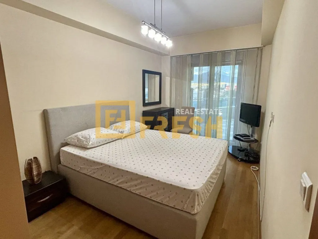 Prodaja, dvosoban stan, 100m², Centar, Podgorica