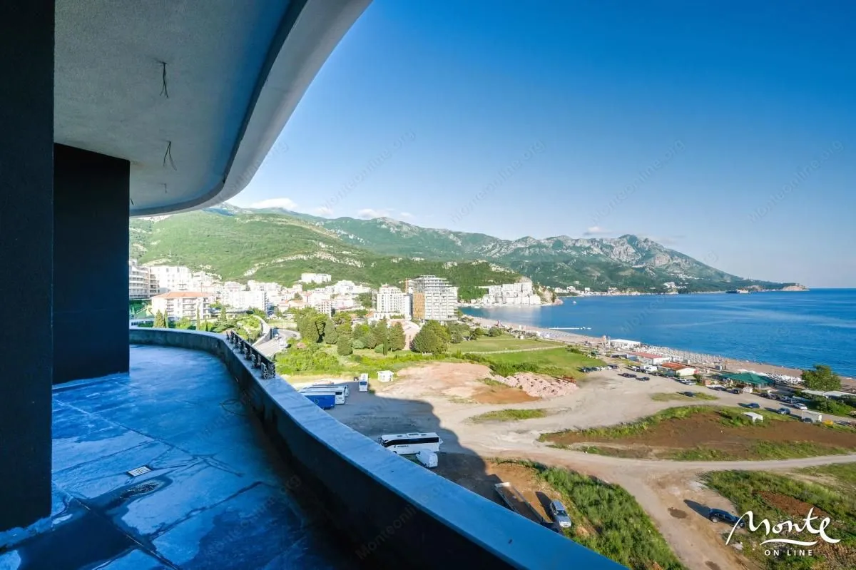 Sale, two bedroom apartment, 80m², Bečići, Budva