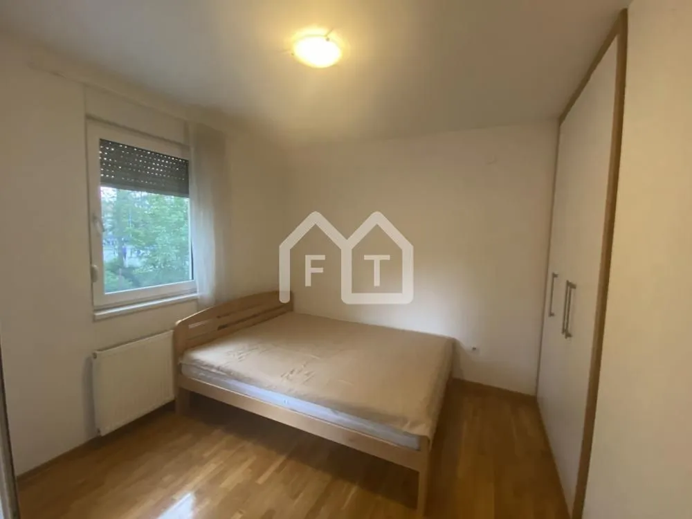 Prodaja, dvosoban stan, 45m², Zemun Gornji Grad, Zemun Sve Podlokacije