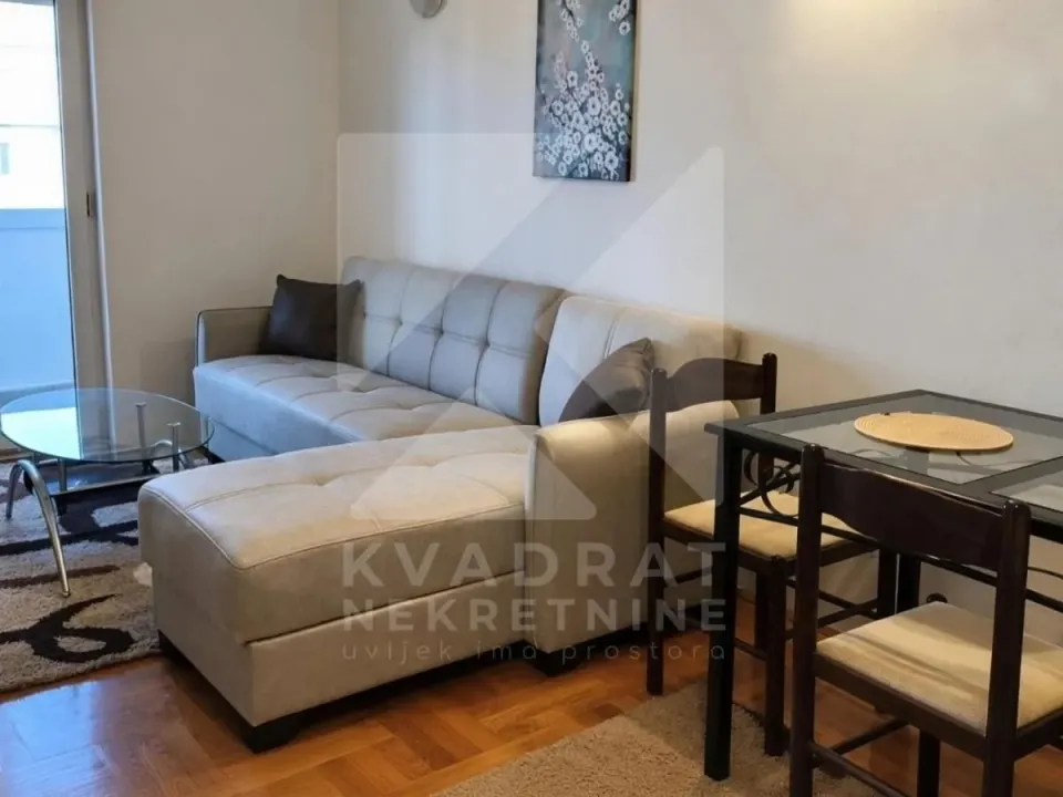 Sale, one bedroom apartment, 42m², Stari Aerodrom, Podgorica