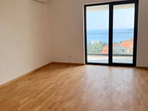 Sale, two bedroom apartment, 64m², Bečići, Budva