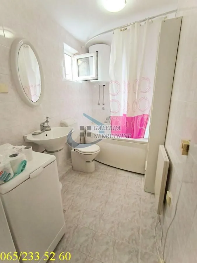 Izdavanje, trosoban stan, 85m², Vračar Hram, Vračar Sve Podlokacije