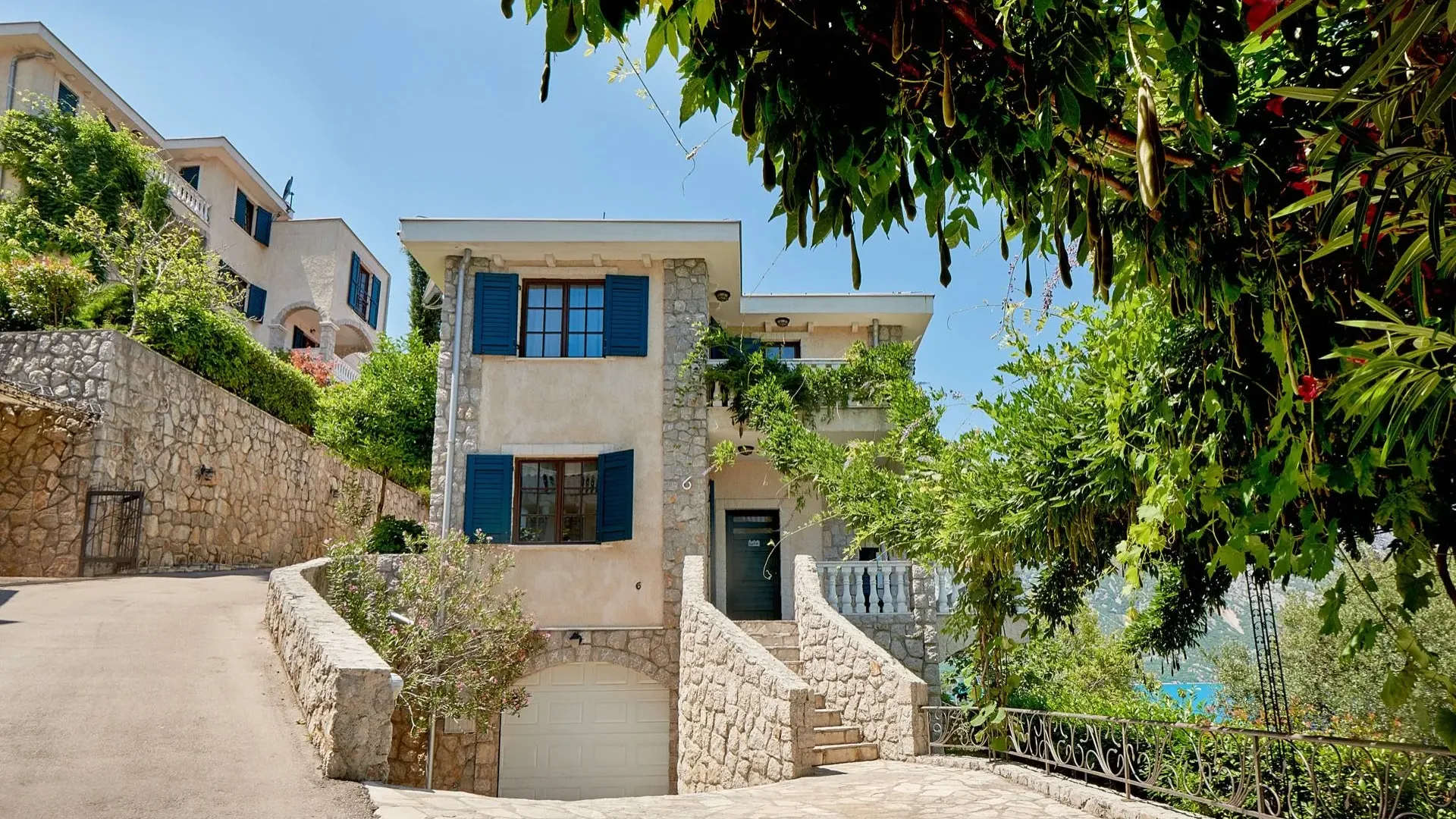 Sale, house, 235m², Kostanjica, Kotor