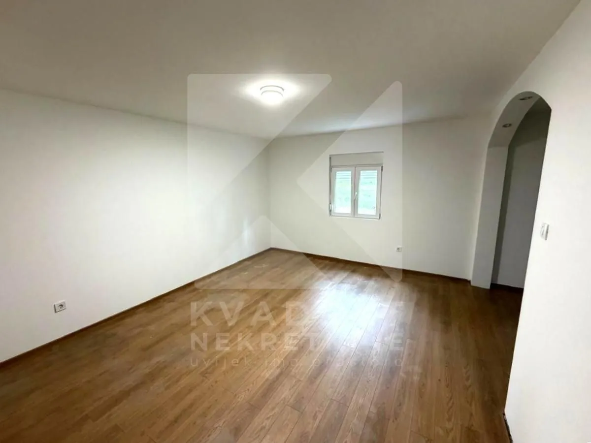 Rent, house, 90m², Pobrežje, Podgorica