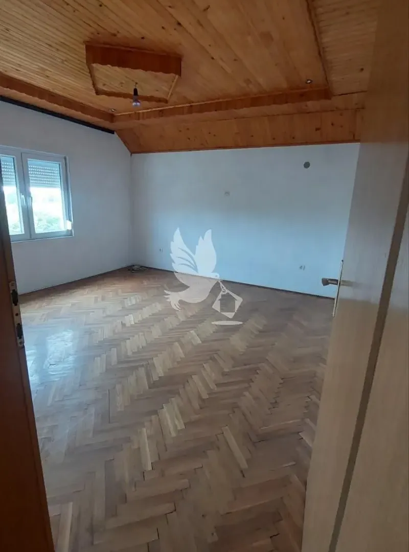 Sale, house, 800m², Mladenovac, Beograd