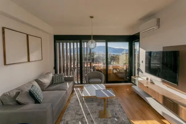 Izdavanje, jednosoban stan, 45m², Seljanovo, Tivat